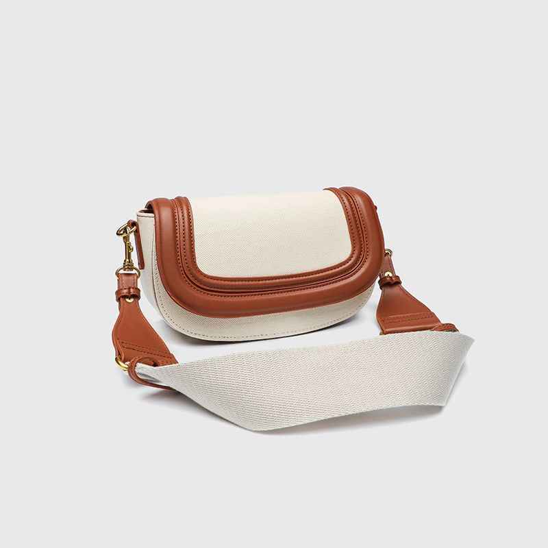 Savannah Luxe Canvas Crossbody – Cream & Chestnut