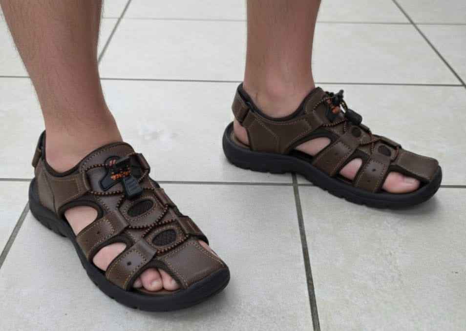 Men’s Closed-Toe Leather Sandals