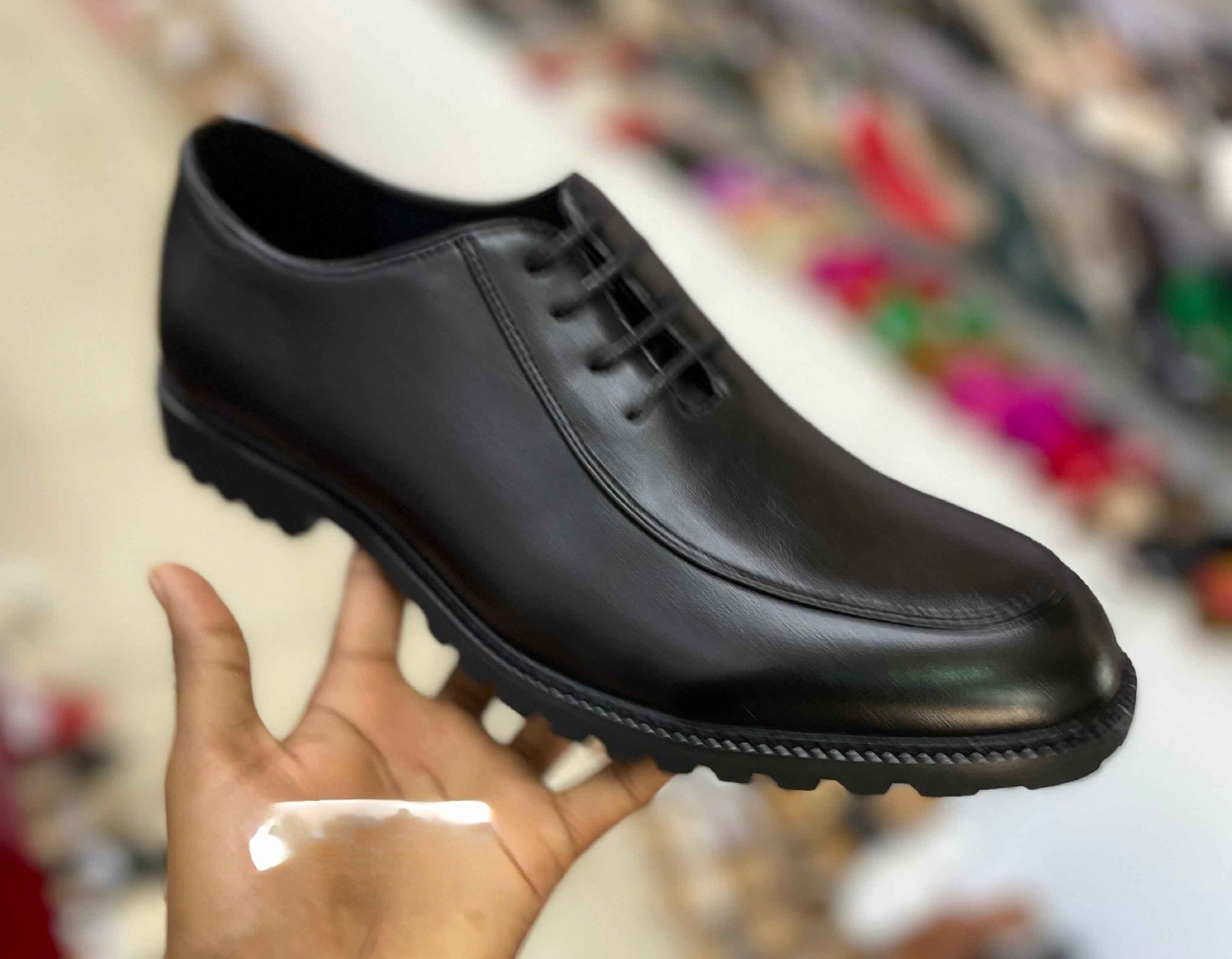 Men's Hand-Burnished Leather Derby Shoes with Lug Sole