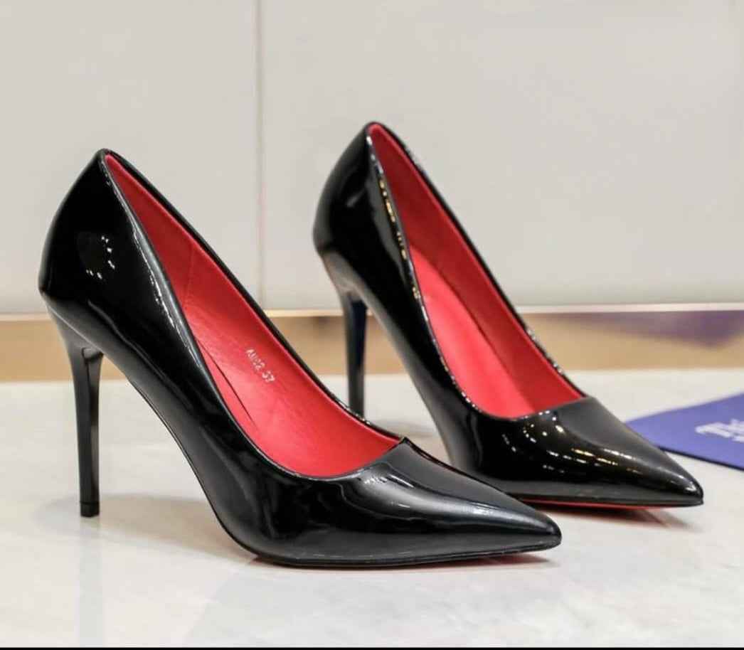 Patent Stiletto Heels – Power, Polish & Pure Glamour