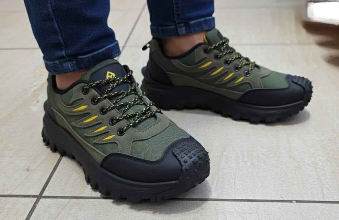 Men’s TrailForce Outdoor Sneakers – Rugged Grip, Urban Style