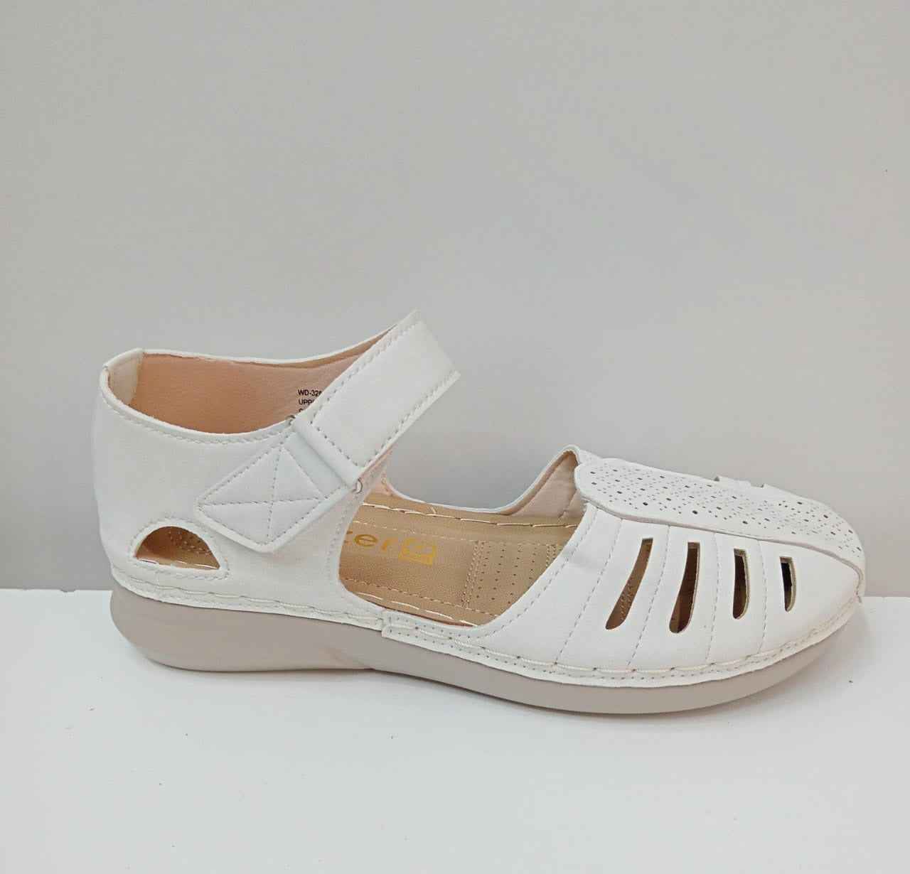 Perforated Comfort Sandals – Breathable Style for Everyday Ease