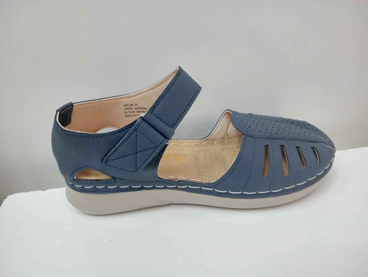 Perforated Comfort Sandals – Breathable Style for Everyday Ease