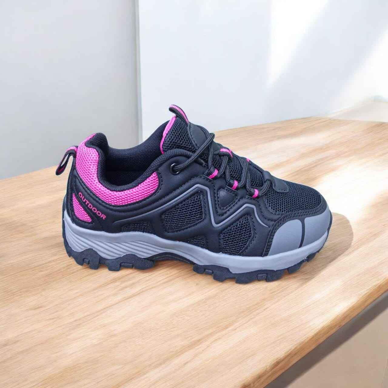 LavenderMesh Trailblazer Hiking Shoe –