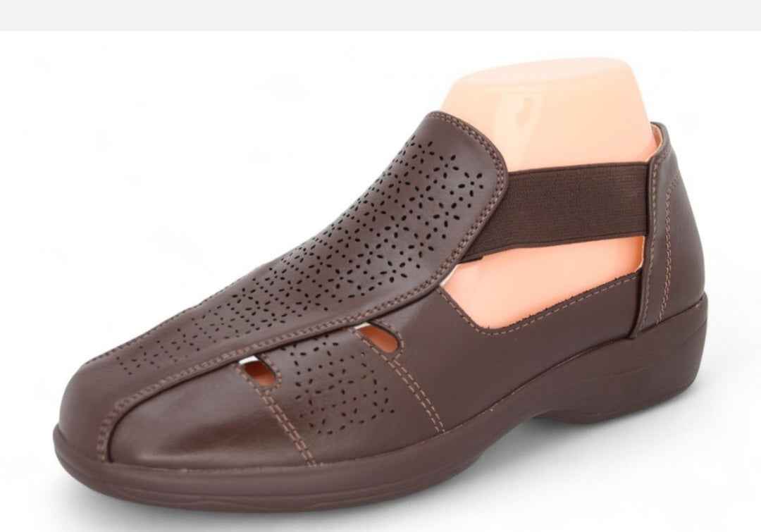 ComfortEase Orthopedic Shoe