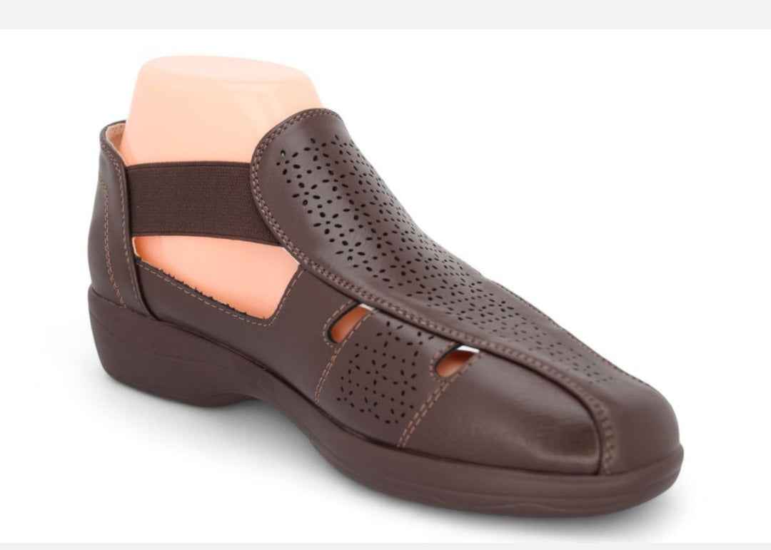 ComfortEase Orthopedic Shoe