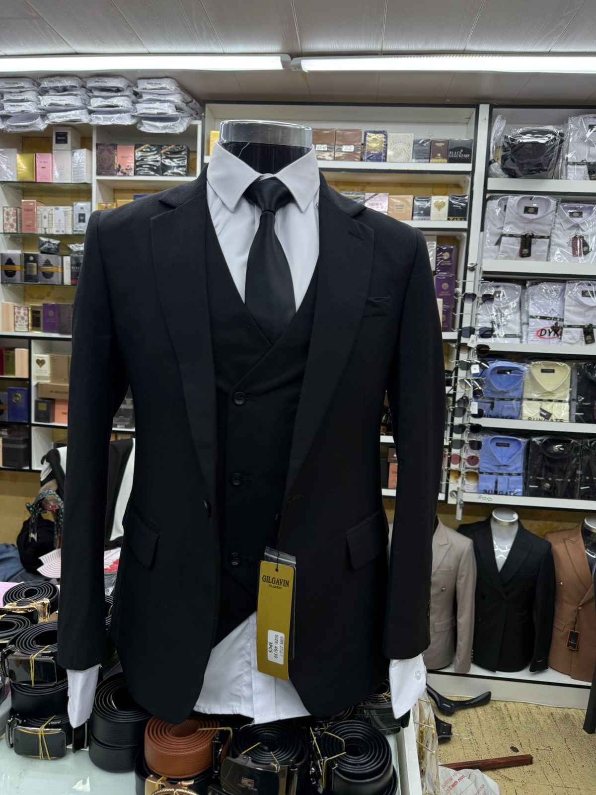 Classic 3-Piece Suit – Timeless Elegance for Every Occasion